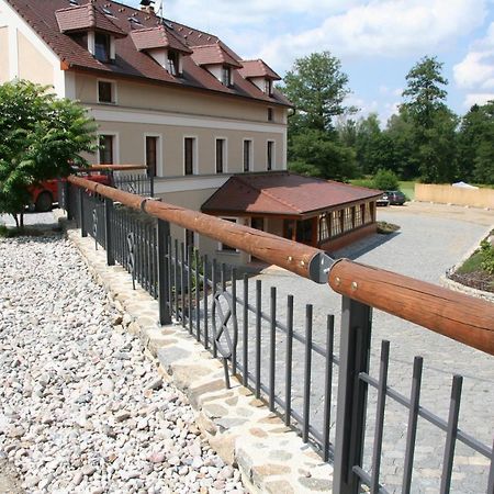Pension Mlyn Stare Mitrovice Sedlec-Prcice Exterior photo