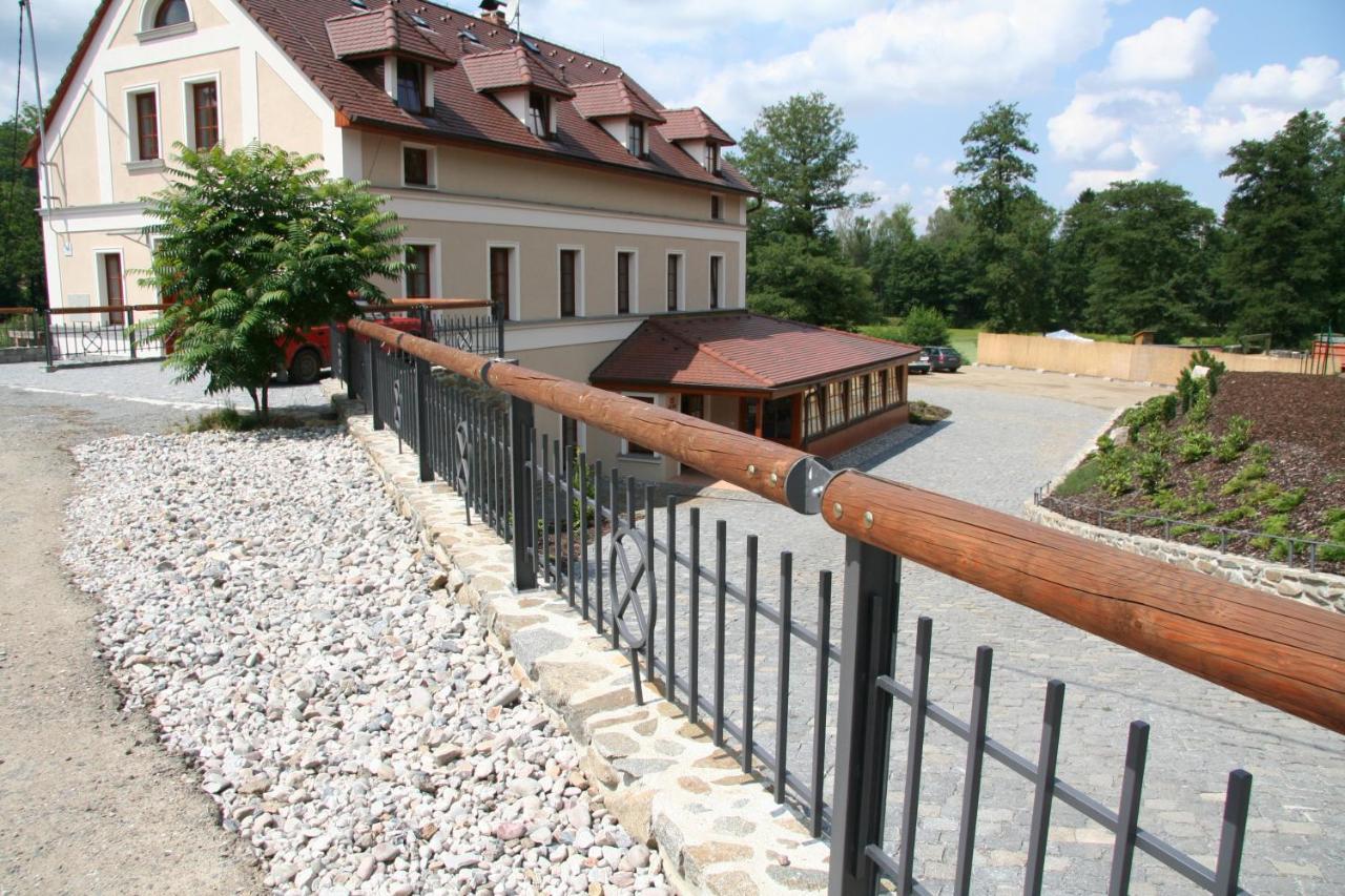 Pension Mlyn Stare Mitrovice Sedlec-Prcice Exterior photo